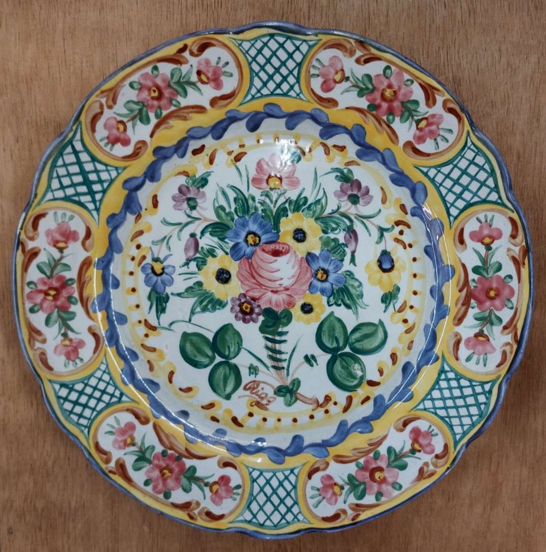 Assiette céramique peinte à la main, RIGO