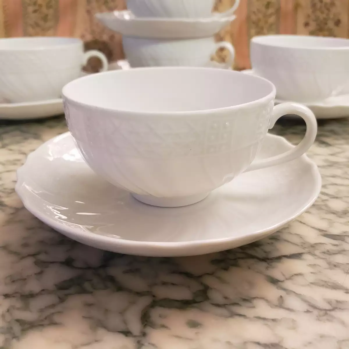 6 Tasses à café ou thé en porcelaine de Dresden