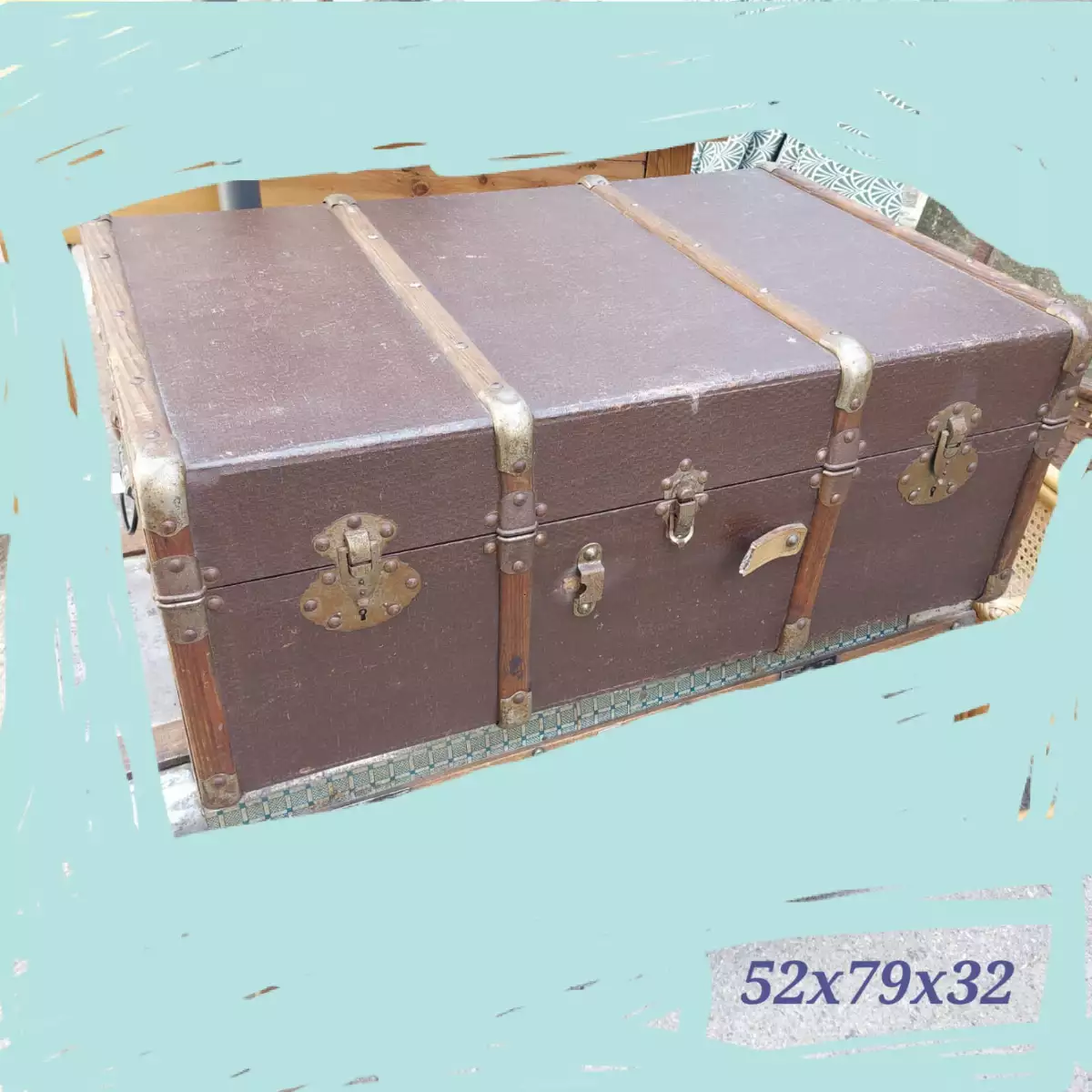 Grande valise de voyage ancienne, en bois avec renfort bois