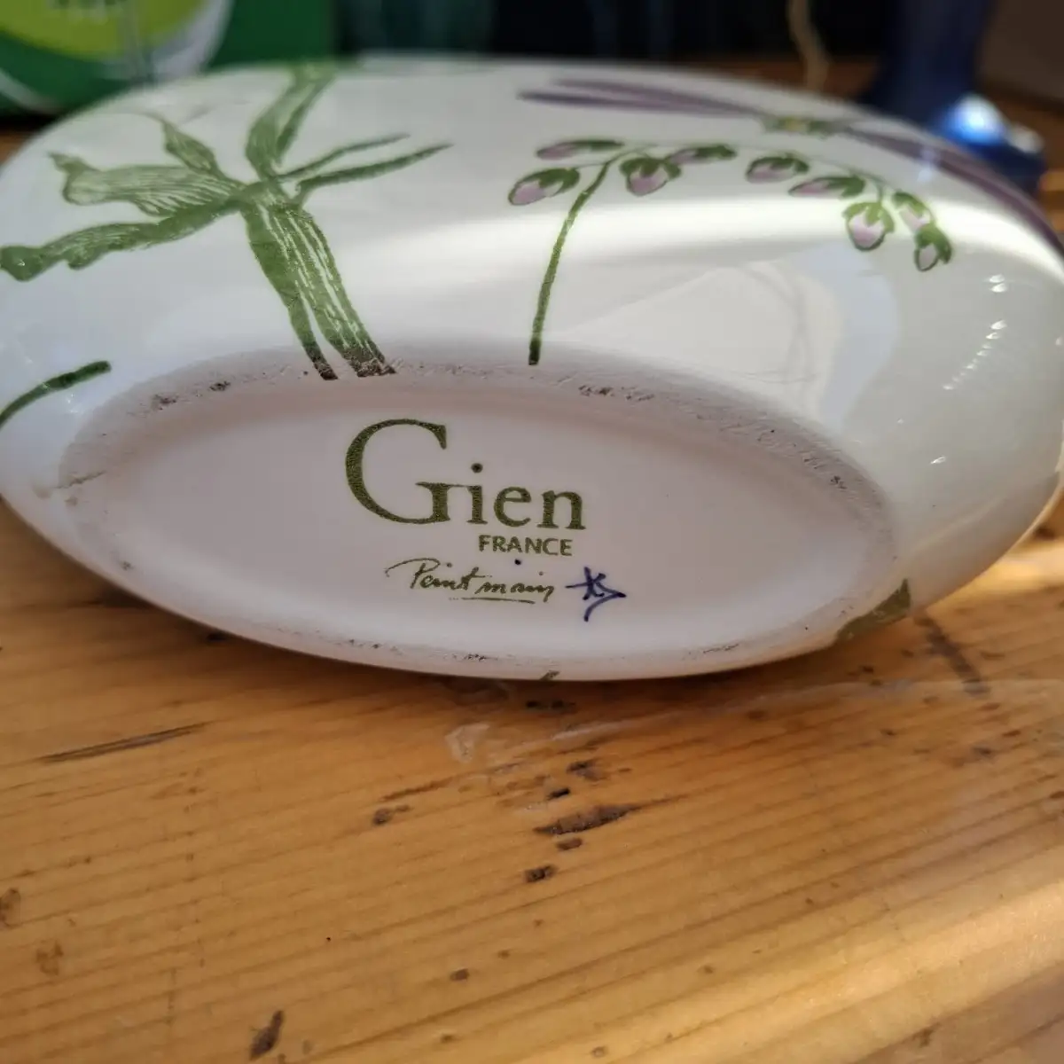 Vase GIEN avec papillon et libellule