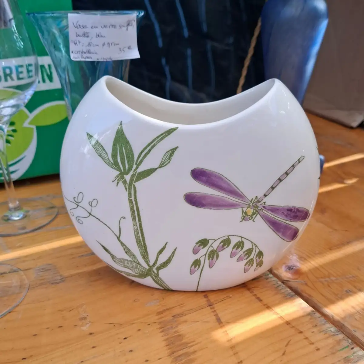 Vase GIEN avec papillon et libellule