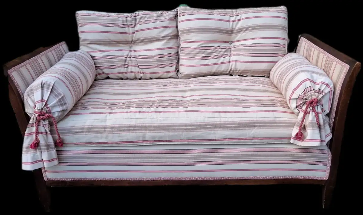 Banquette-lit ancienne