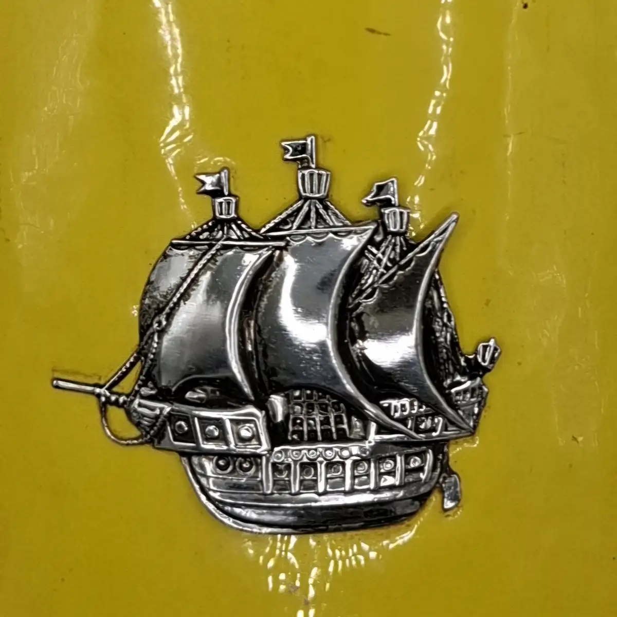 Seau à glaçons jaune vintage