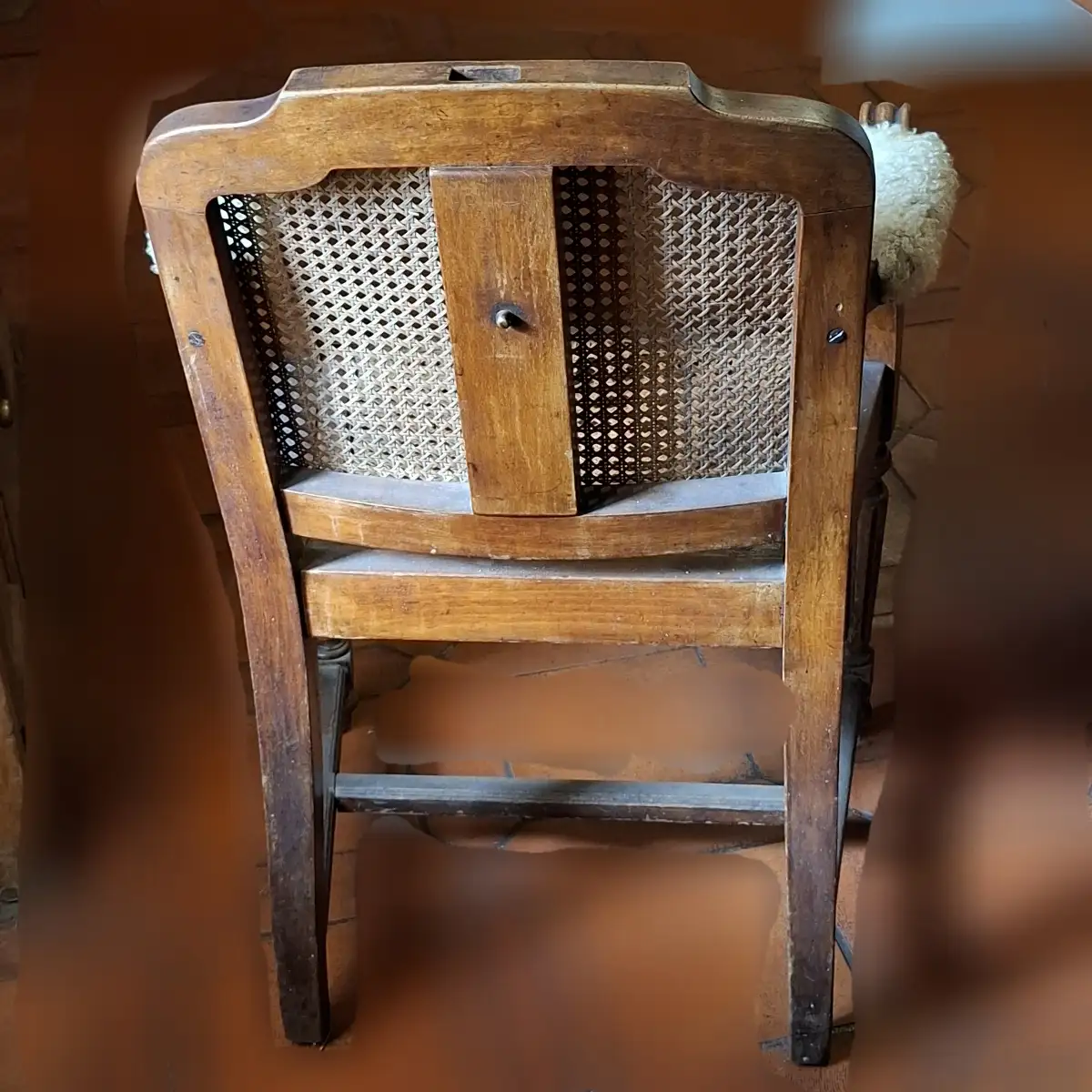 Fauteuil de barbier ancien signé