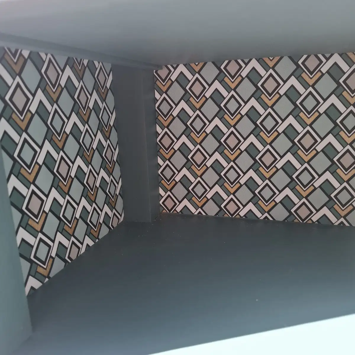 Chevet ou bout de canapé