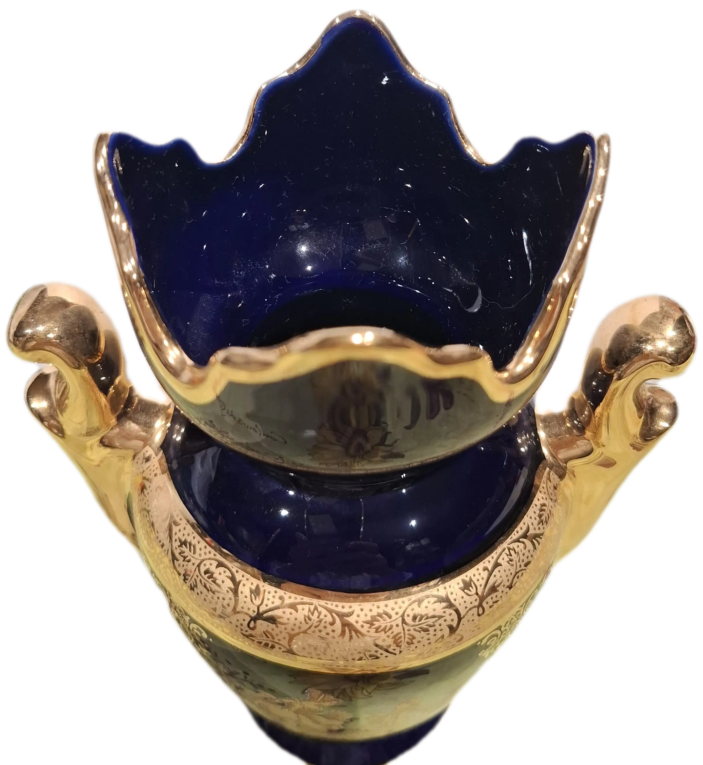 Petit vase en porcelaine bleu cobalt et doré or fin