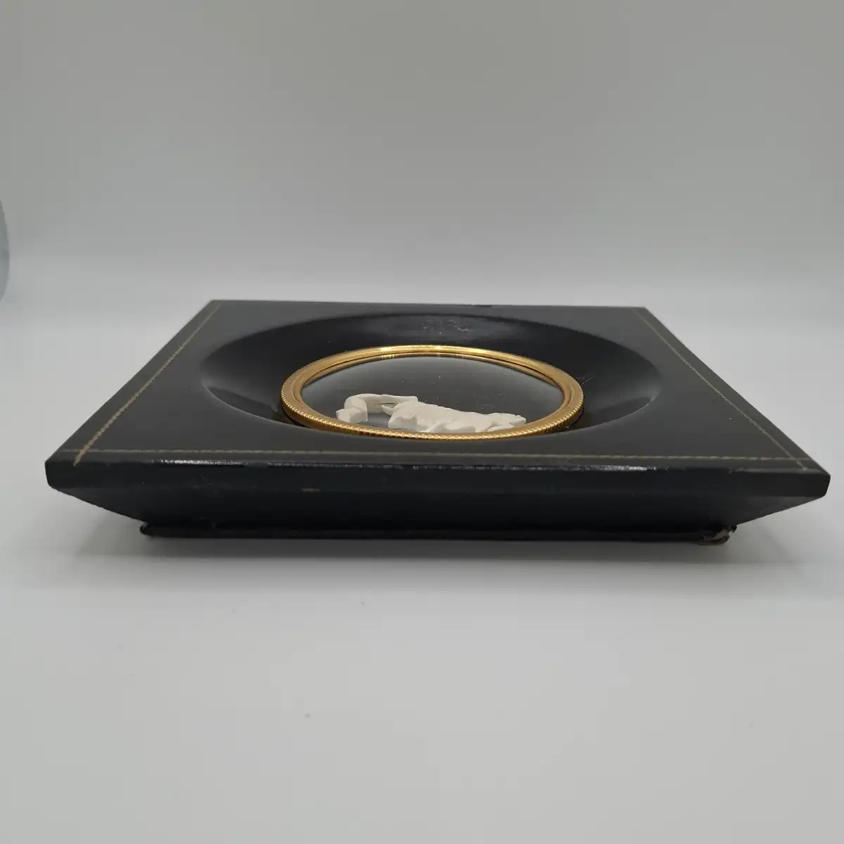 Cadre ancien avec scène de toromachie